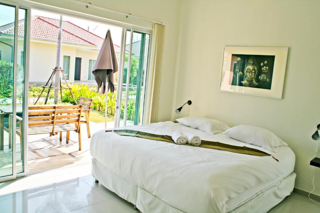 Garden Hills Villa Resort Cha-Am Room photo